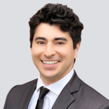 Daniel Smith Headshot