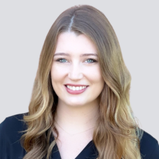 Lili Arnsdorff Headshot